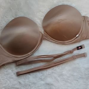 Victoria's Secret Very Sexy multi-way Strapless bra